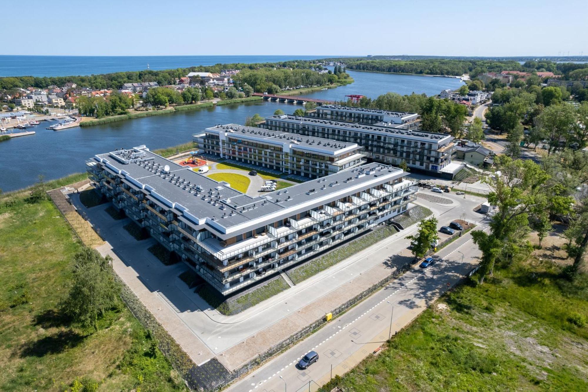 Wellness Resort Apartments Dziwnow Riverfront By Noclegi Renters 외부 사진